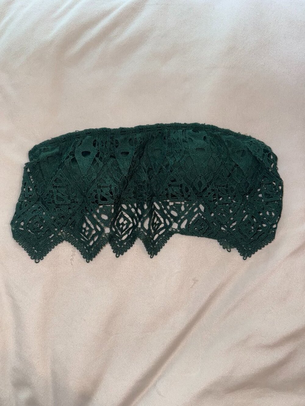 Shade & Shore Bikini Top Size S Dark Green Crochet Lace Strapless Boho Swim